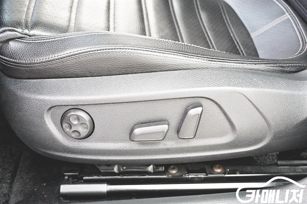 폭스바겐 뉴 CC 2.0 TSI 썸네일 8