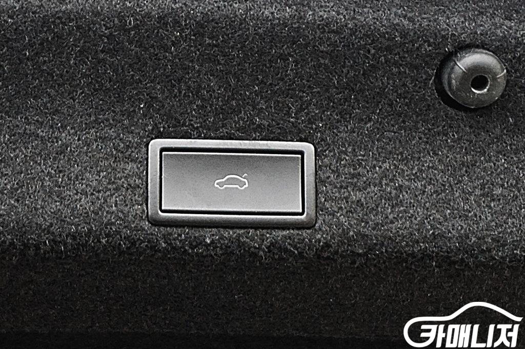 폭스바겐 파사트GT(B8) 2.0 TDI 4모션 프레스티지 썸네일 5