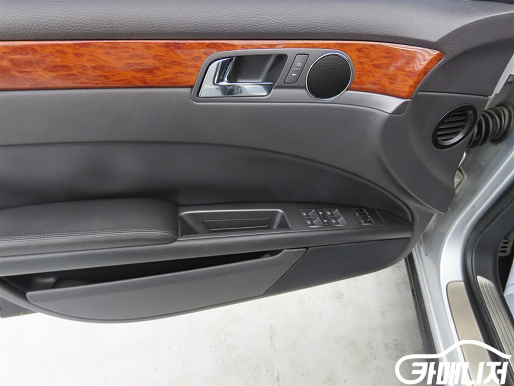 폭스바겐 페이튼 V6 3.0 TDI 썸네일 12