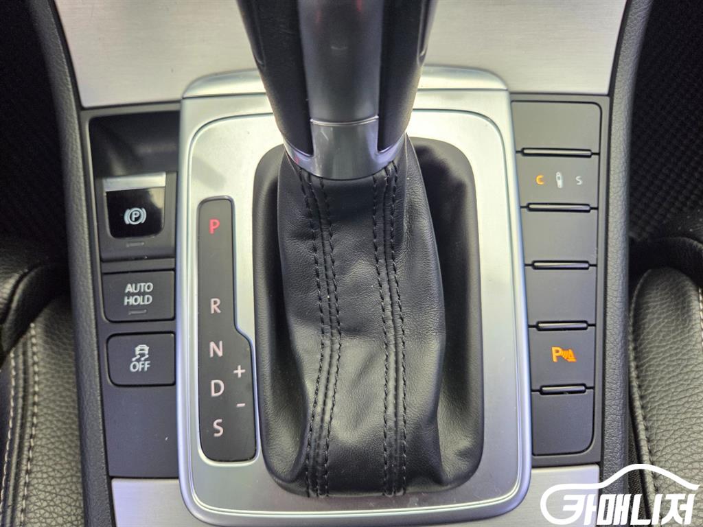 폭스바겐 뉴 CC 2.0 TSI 썸네일 10