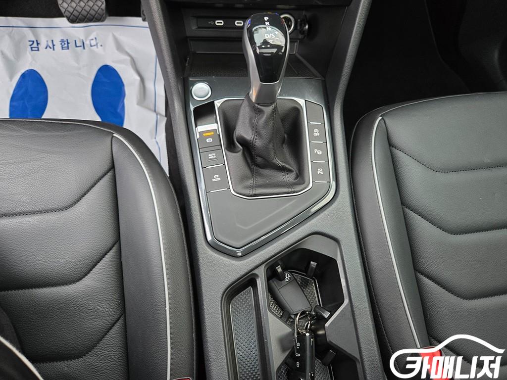 폭스바겐 티구안(2세대) 2.0 TDI 프레스티지 썸네일 11