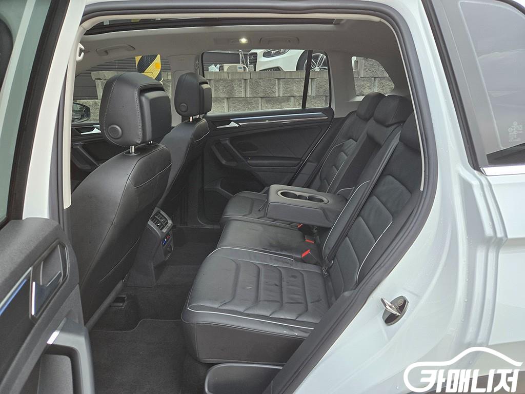 폭스바겐 티구안(2세대) 2.0 TDI 프레스티지 썸네일 6