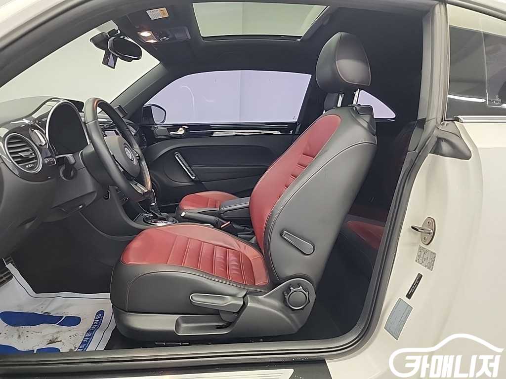 폭스바겐 더비틀 2.0 TDI 프리미엄 썸네일 11