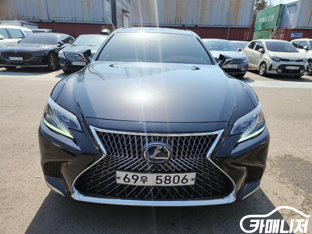 렉서스 LS500h 3.5 플래티넘 AWD
