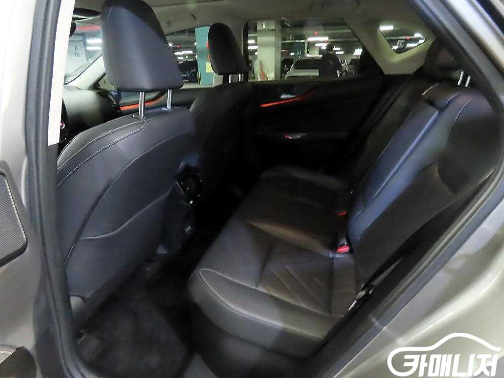 렉서스 NX 350h 프리미엄 썸네일 7