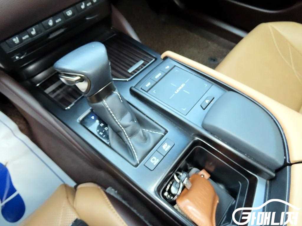 렉서스 ES300h 7세대 럭셔리 플러스 썸네일 10