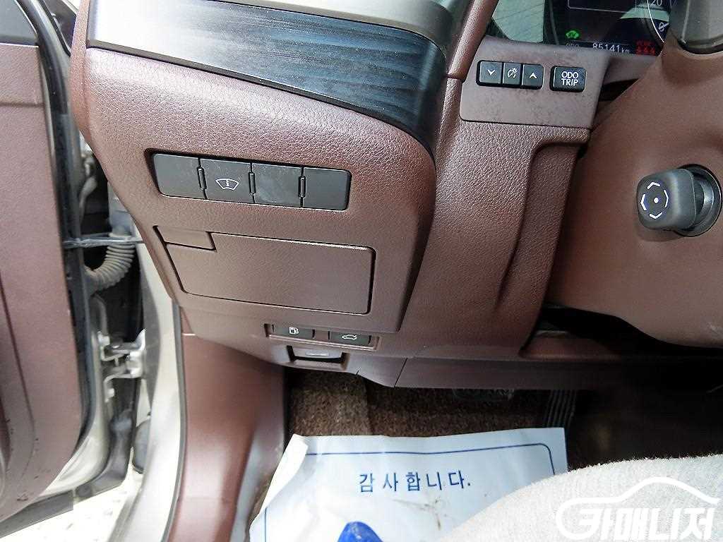 렉서스 ES300h 7세대 럭셔리 플러스 썸네일 12