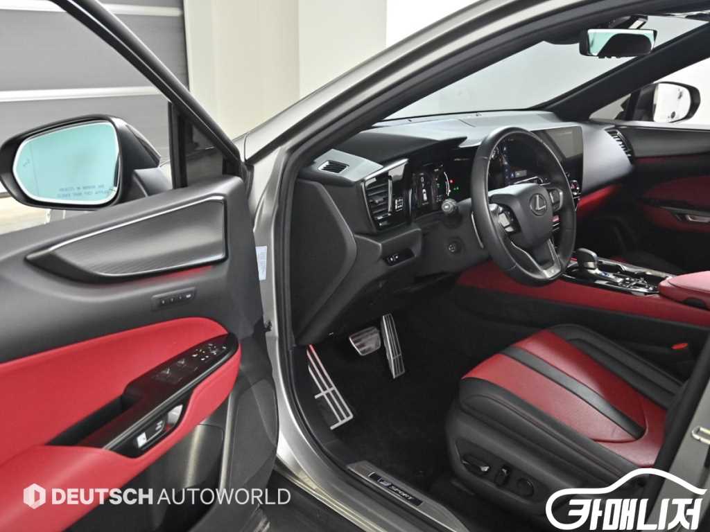 렉서스 NX 450h+ F 스포츠 썸네일 11