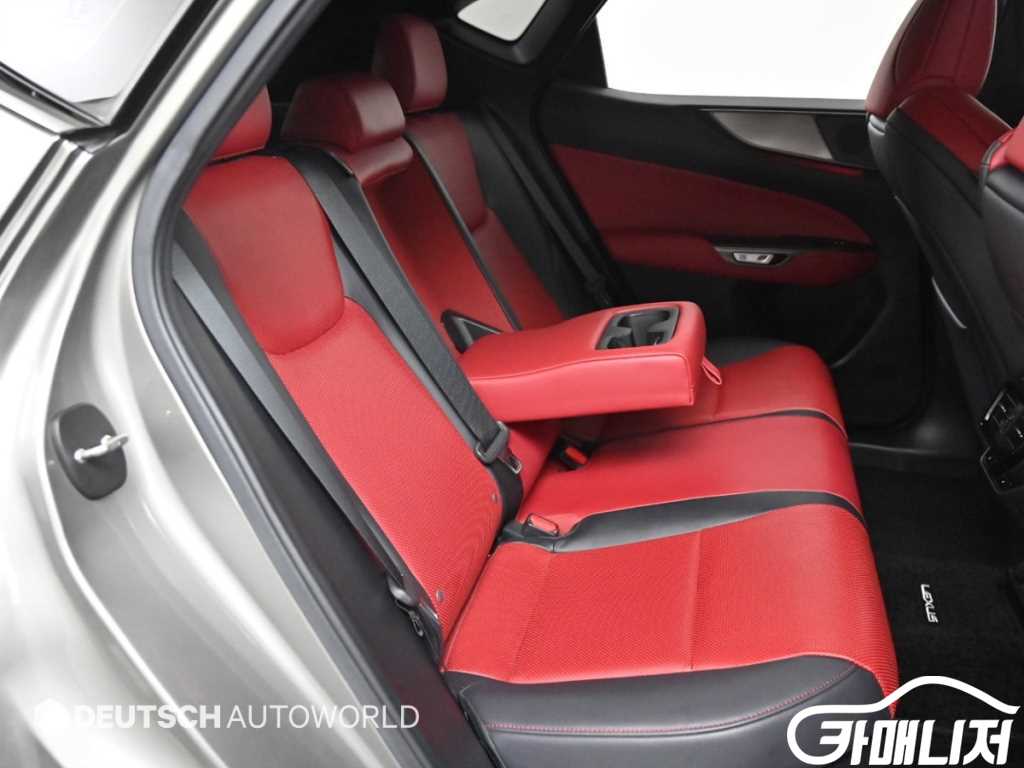 렉서스 NX 450h+ F 스포츠 썸네일 12