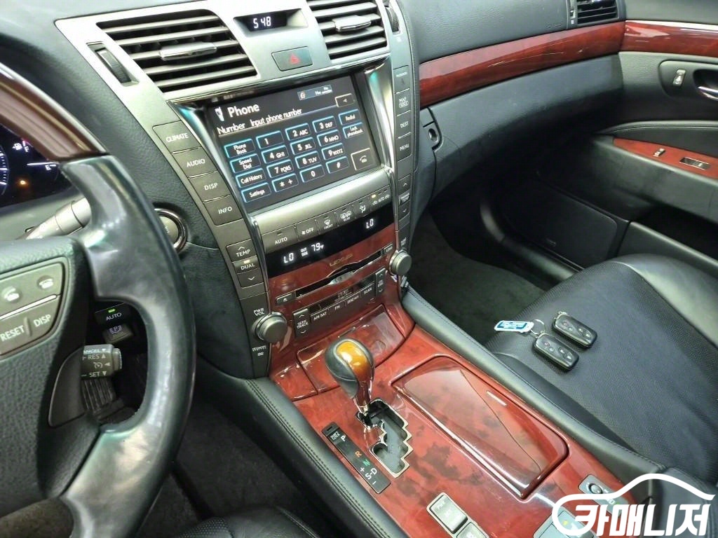 렉서스 LS460 STD 썸네일 10