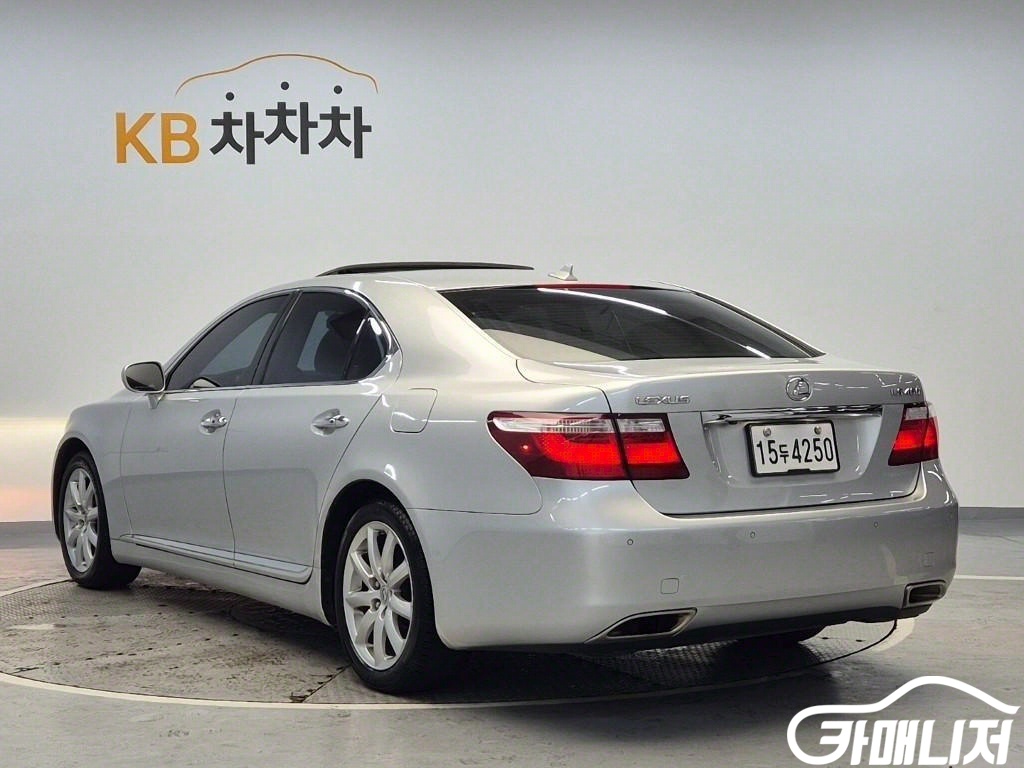 렉서스 LS460 STD 썸네일 2