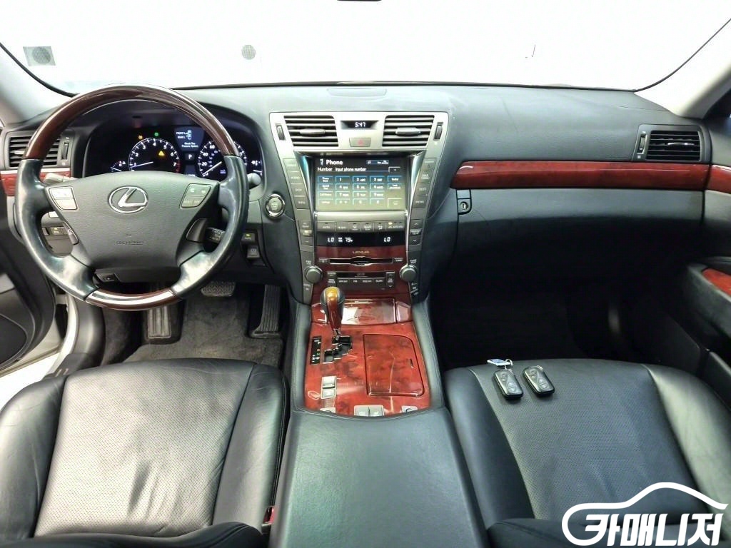 렉서스 LS460 STD 썸네일 7