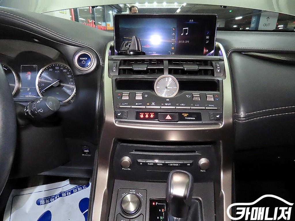 렉서스 NX 300h 슈프림 썸네일 11