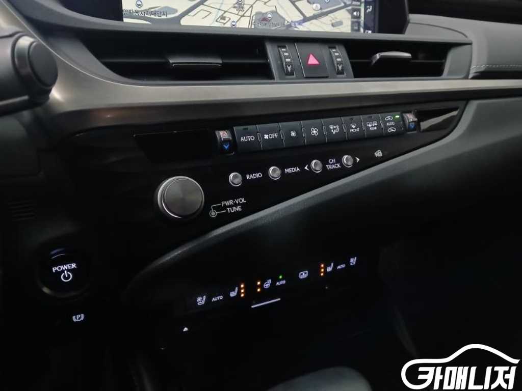 렉서스 ES300h 7세대 럭셔리 플러스 썸네일 11