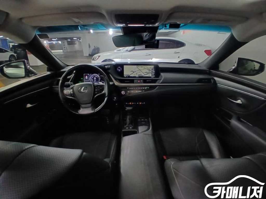 렉서스 ES300h 7세대 럭셔리 플러스 썸네일 4