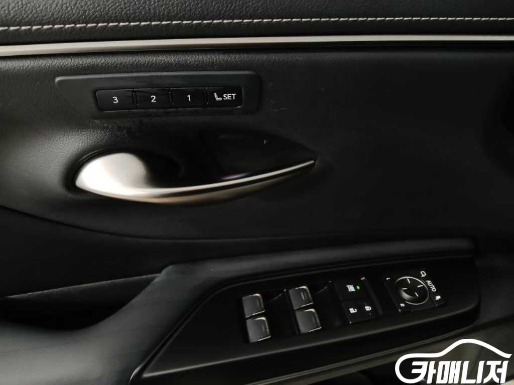 렉서스 ES300h 7세대 럭셔리 플러스 썸네일 8