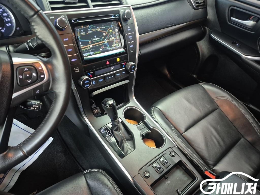 토요타 뉴캠리 2.5 XLE 썸네일 10