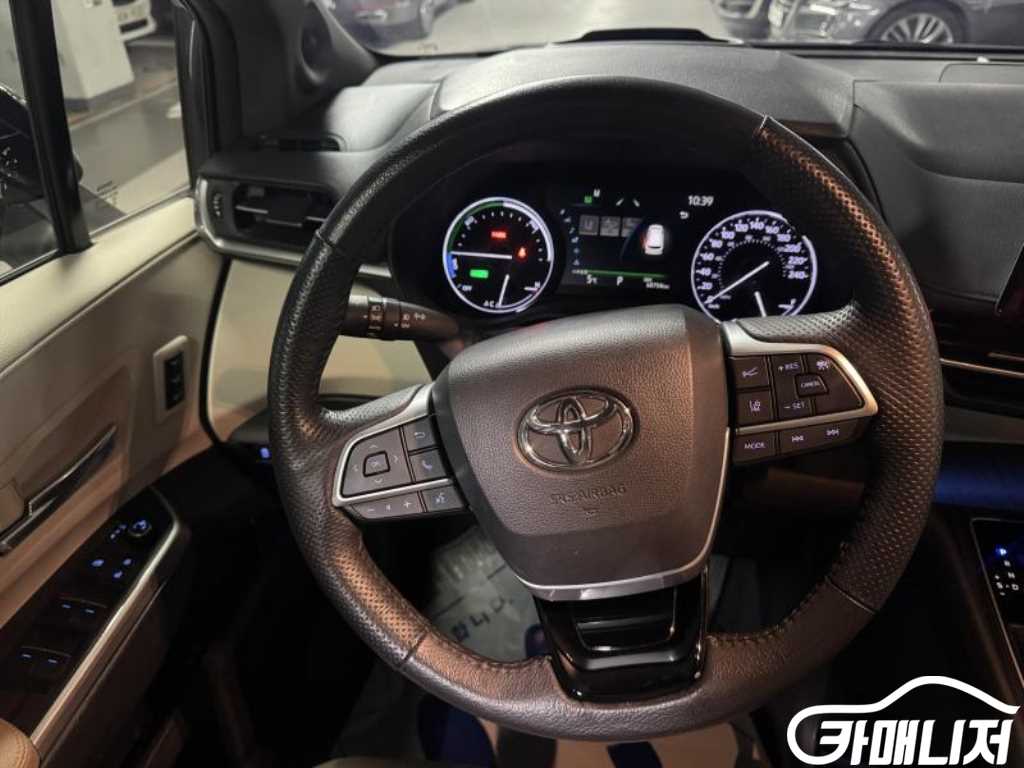 토요타 시에나 2.5 2WD 하이브리드 썸네일 9