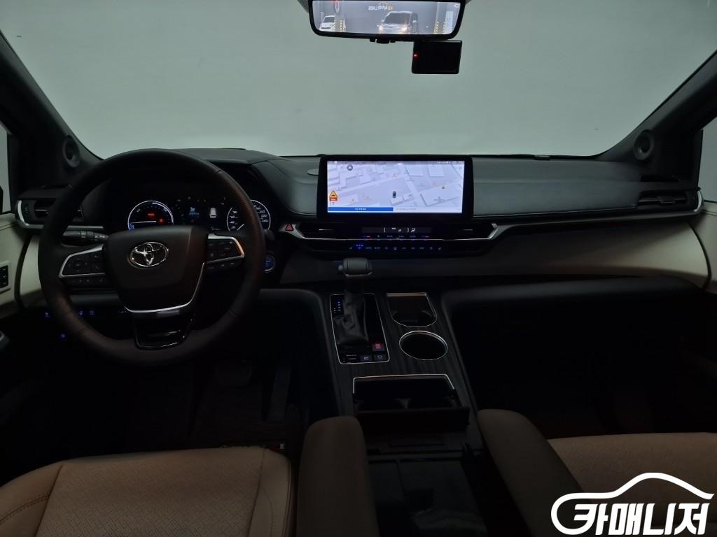 토요타 시에나 2.5 2WD 하이브리드 썸네일 6