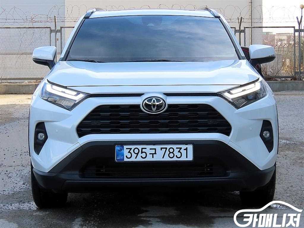 토요타 RAV4(5세대) 2.5 2WD 하이브리드 XLE