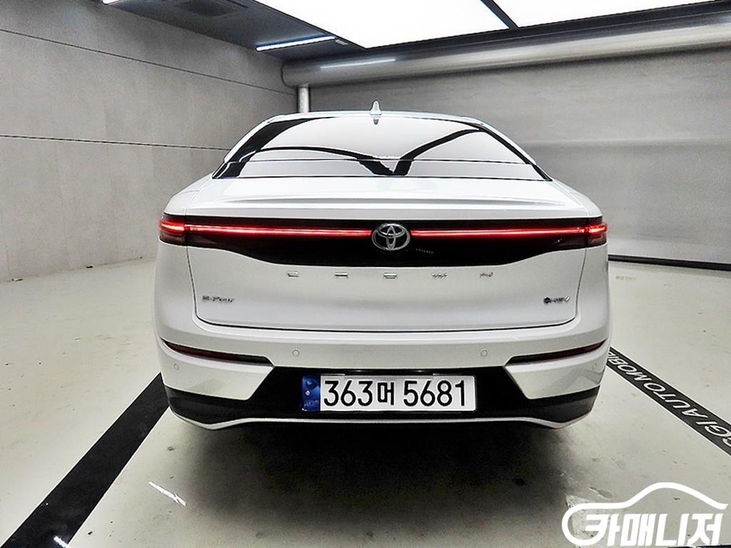 토요타 크라운 크로스오버 2.5 4WD 하이브리드 썸네일 3