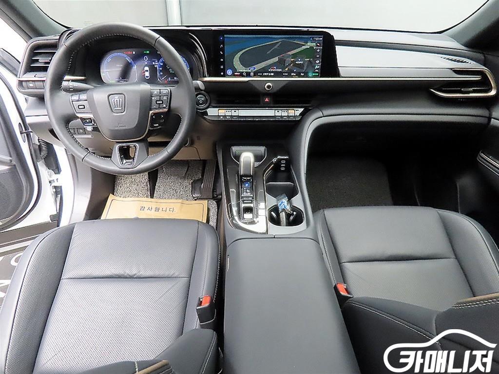 토요타 크라운 크로스오버 2.5 4WD 하이브리드 썸네일 7