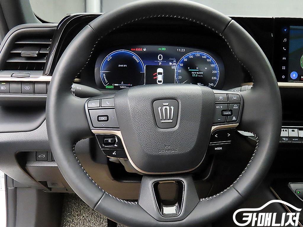 토요타 크라운 크로스오버 2.5 4WD 하이브리드 썸네일 9