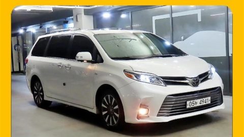 토요타 시에나 3.5 AWD