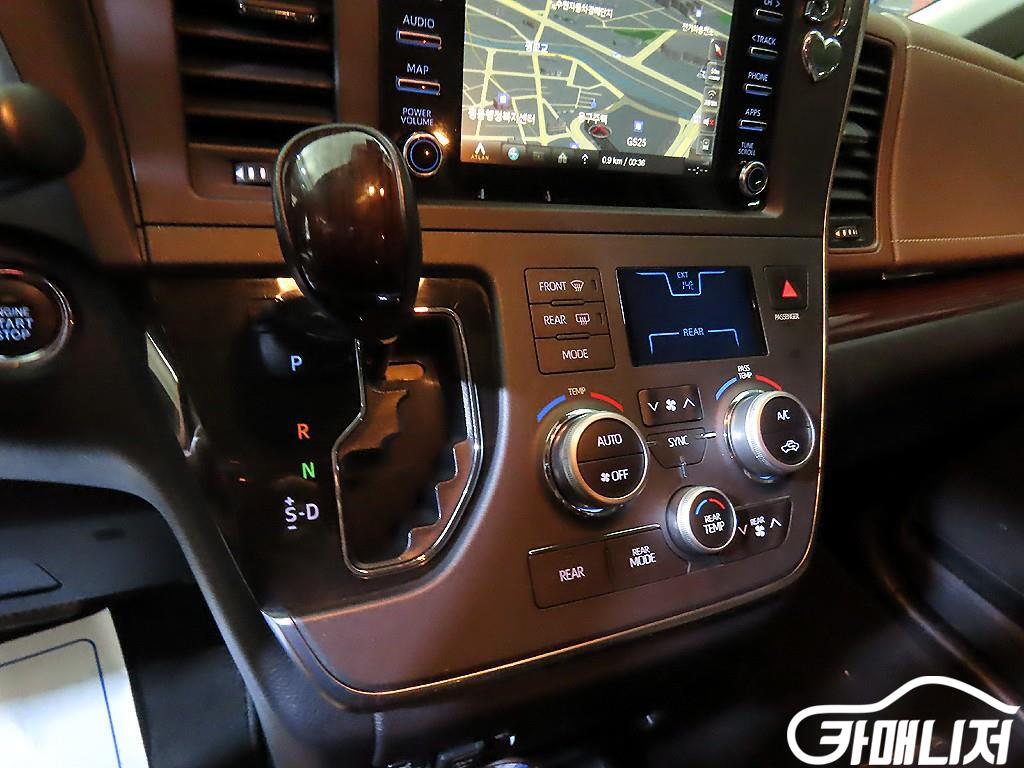 토요타 시에나 3.5 AWD 썸네일 12