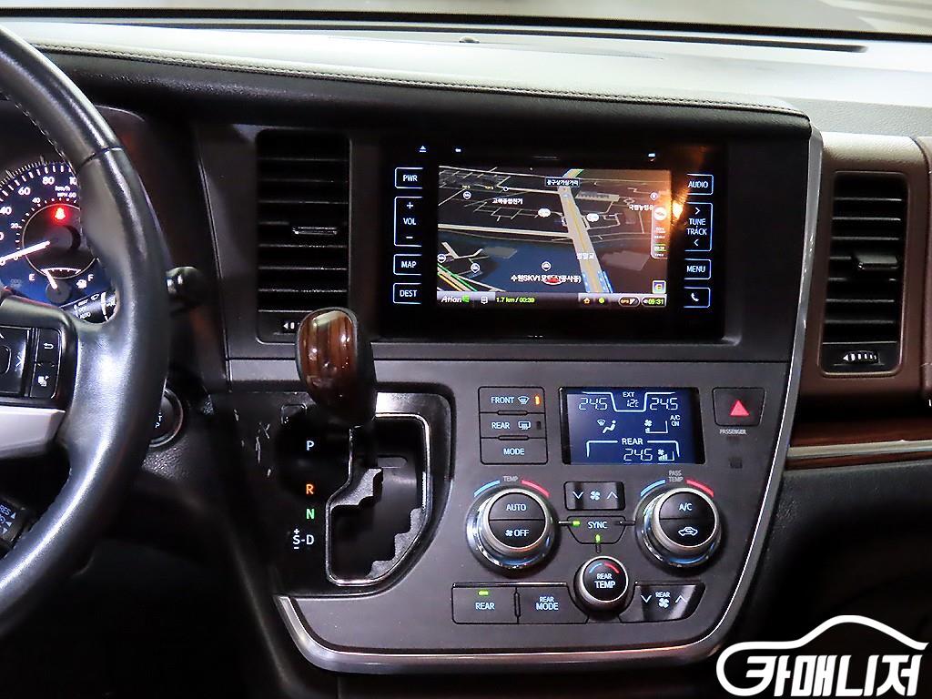 토요타 시에나 3.5 AWD 썸네일 11