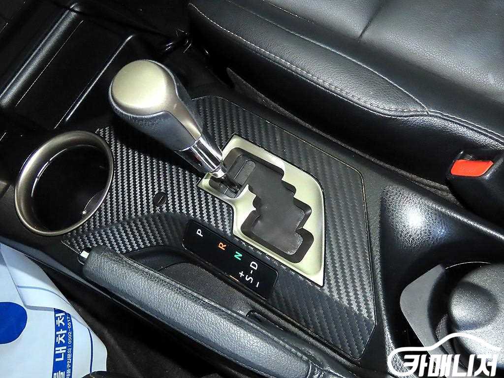 토요타 라브4 2.5 4WD 썸네일 12