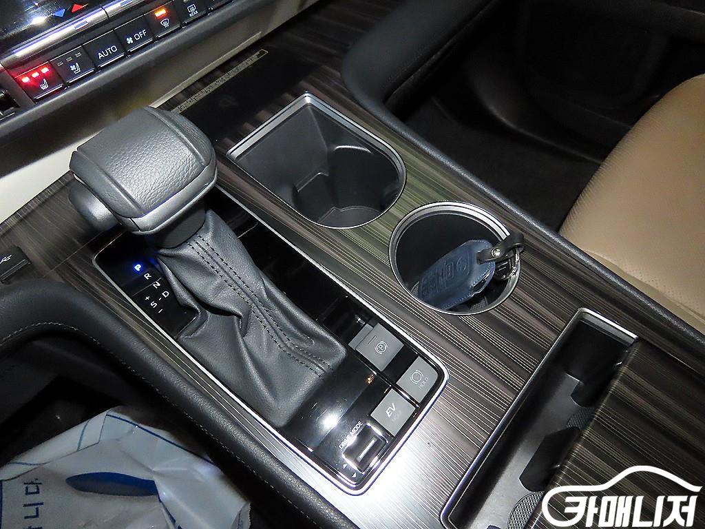 토요타 시에나 2.5 AWD 하이브리드 썸네일 12