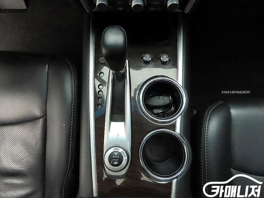 닛산 패스파인더4세대 3.5 4WD 썸네일 10