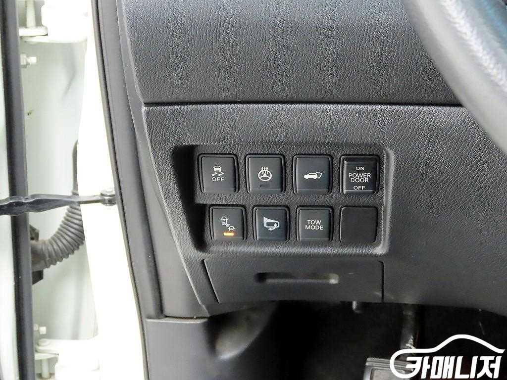 닛산 패스파인더4세대 3.5 4WD 썸네일 12