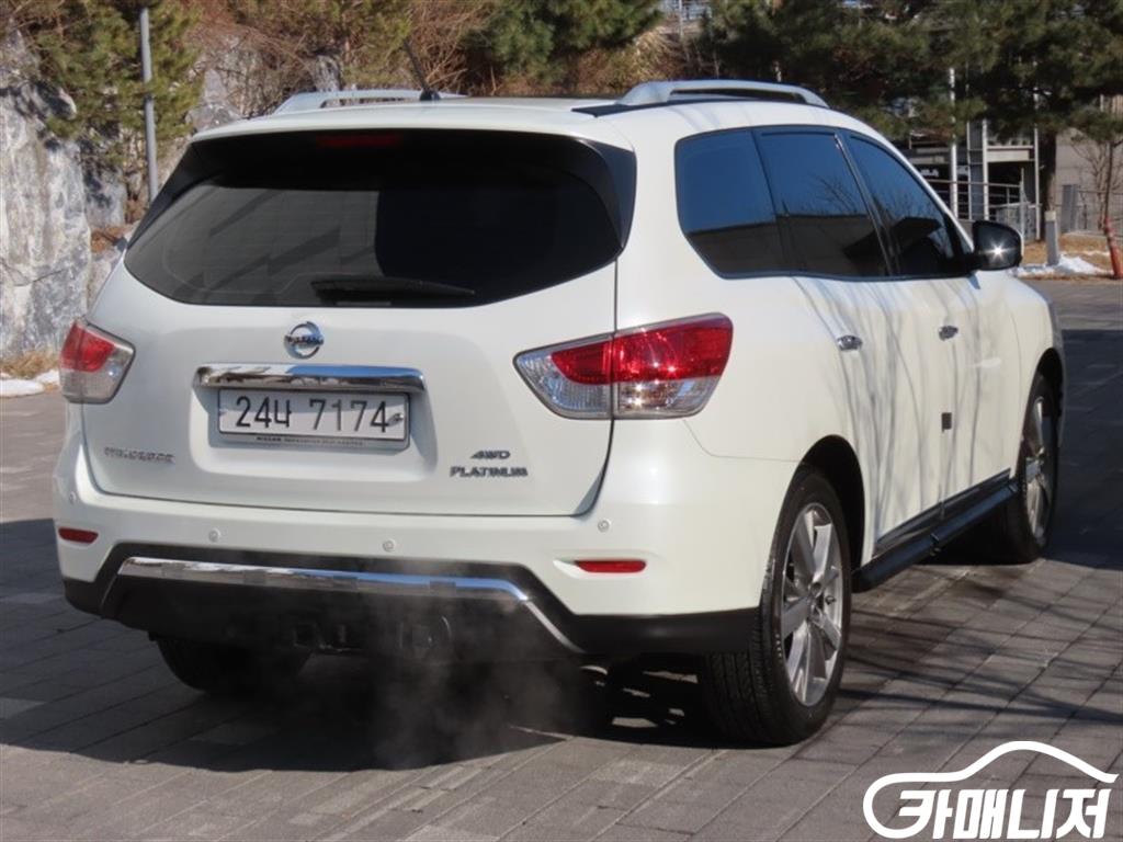 닛산 패스파인더4세대 3.5 4WD 썸네일 3