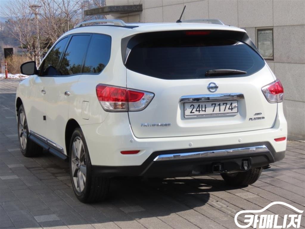 닛산 패스파인더4세대 3.5 4WD 썸네일 4