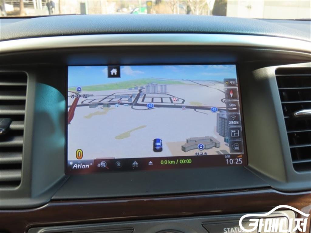 닛산 패스파인더4세대 3.5 4WD 썸네일 9