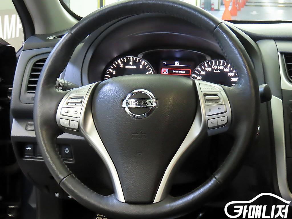 닛산 알티마 2.5 테크 썸네일 8