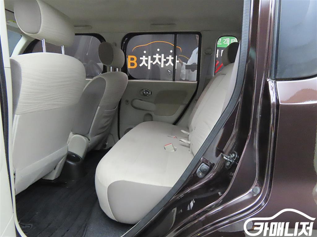 닛산 큐브 1.8 S 썸네일 6