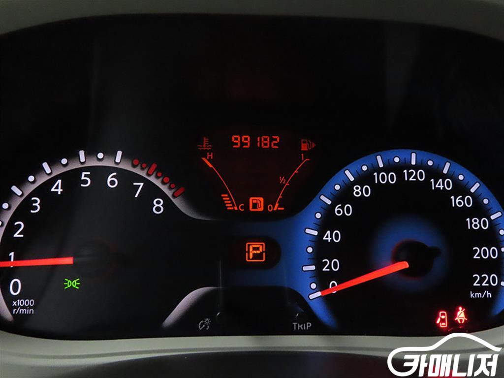 닛산 큐브 1.8 S 썸네일 9