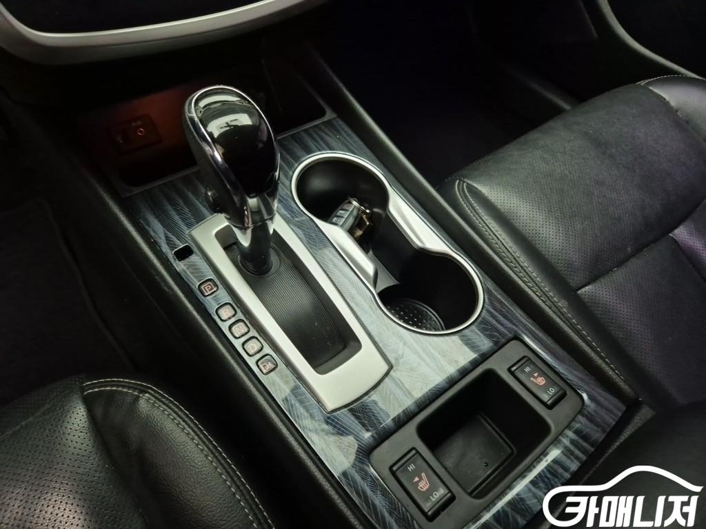 닛산 알티마 2.5 썸네일 8