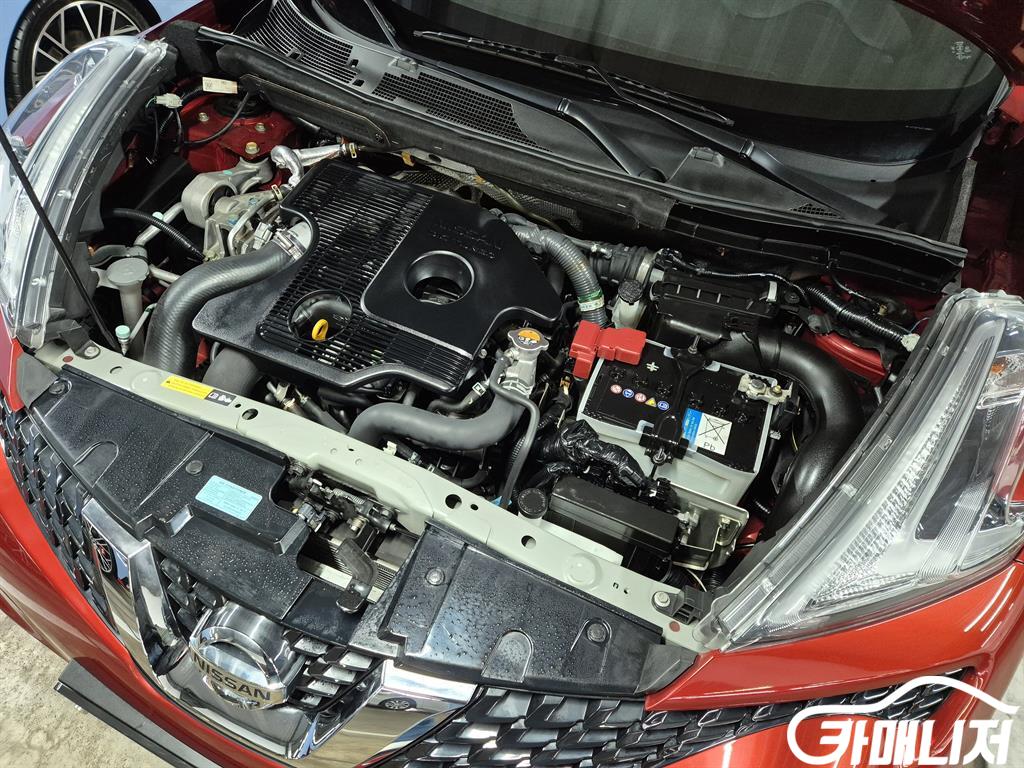 닛산 쥬크 1.6 SV 썸네일 5