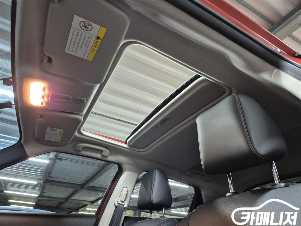 닛산 쥬크 1.6 SV 썸네일 9