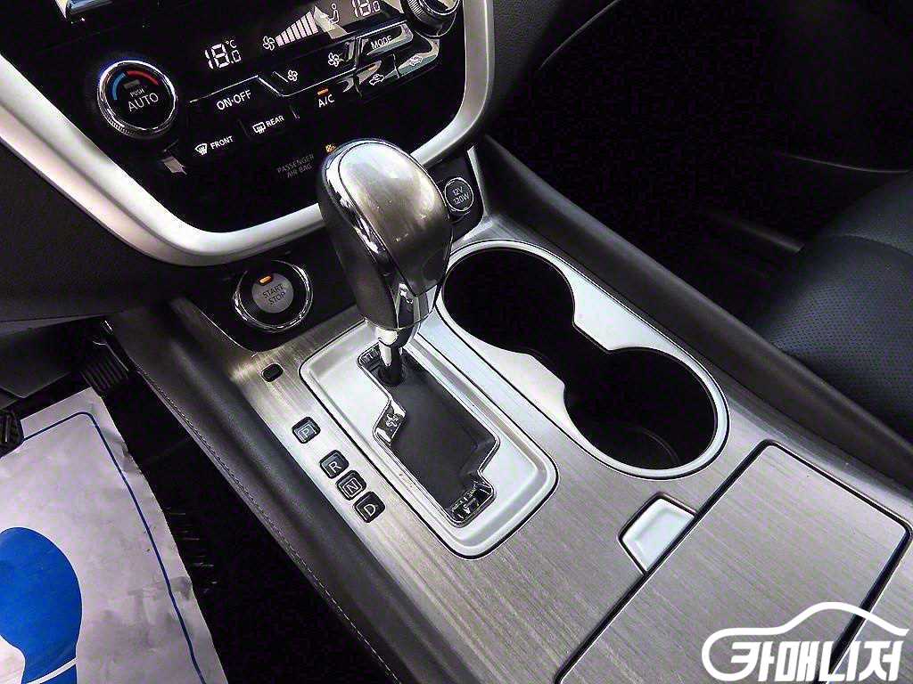 닛산 무라노 2.5 하이브리드 썸네일 10