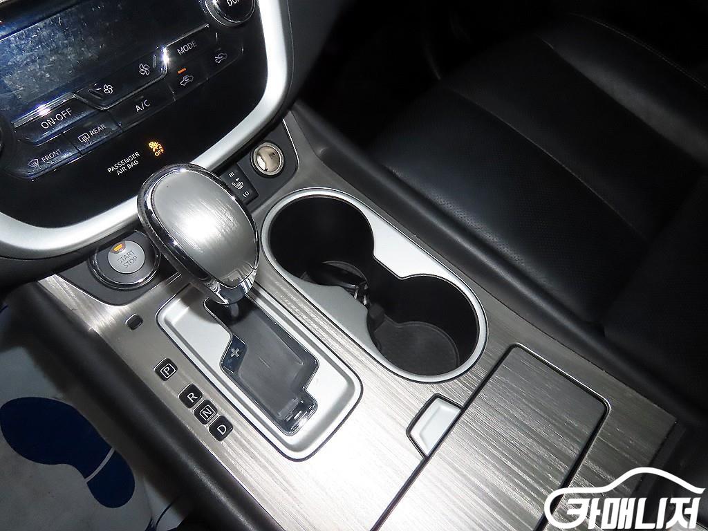 닛산 무라노 2.5 하이브리드 썸네일 12