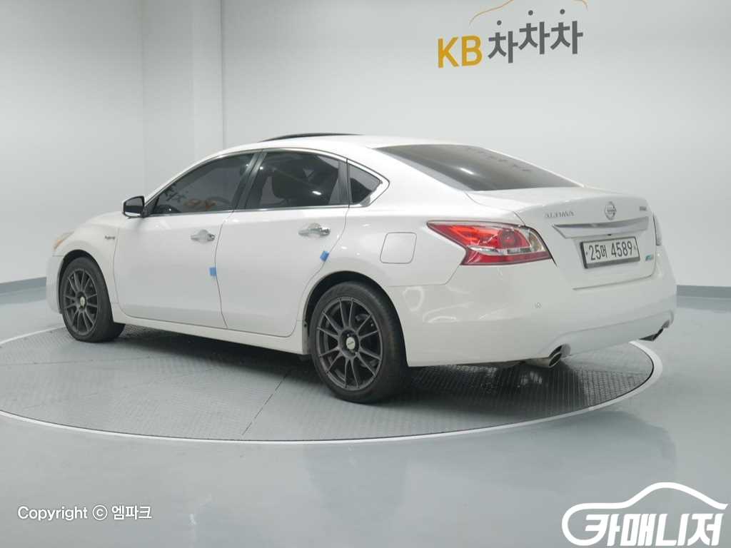 닛산 알티마 3.5 썸네일 2