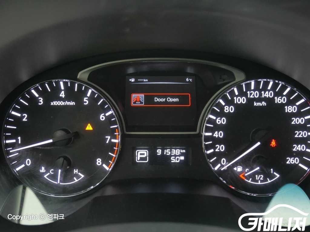 닛산 알티마 3.5 썸네일 7