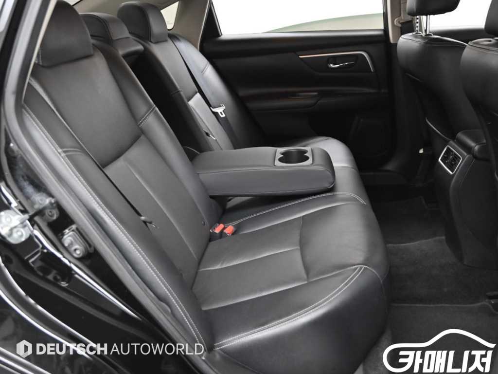 닛산 알티마 2.5 스마트 썸네일 12