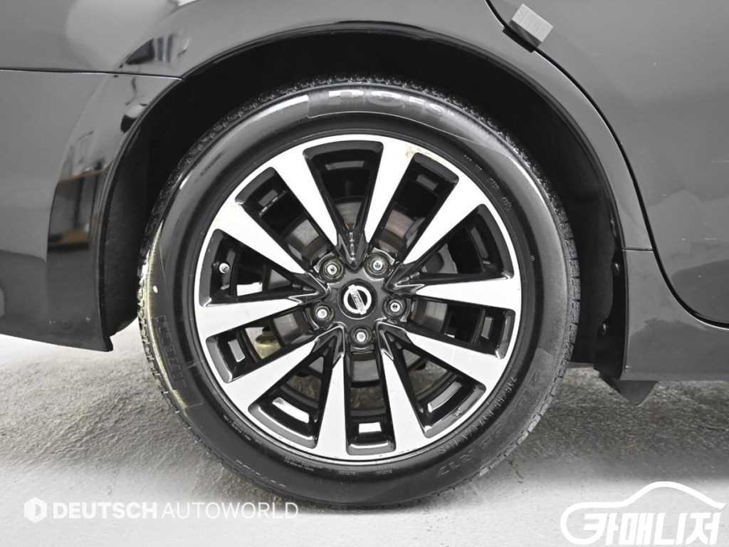 닛산 알티마 2.5 스마트 썸네일 5