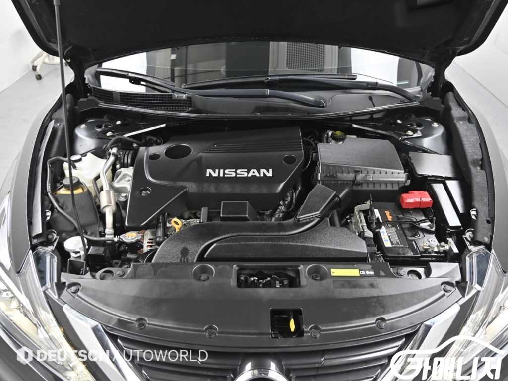 닛산 알티마 2.5 스마트 썸네일 6